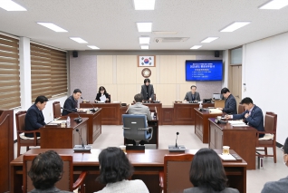 제261회 의회운영위원회 행정사무감사 대표이미지