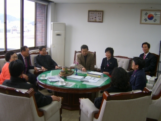 의회운영위원회 비교견학 대표이미지