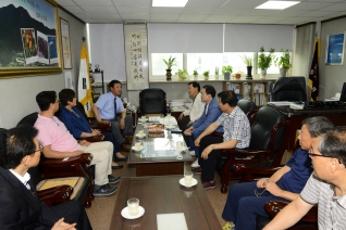 의회운영위원회 비교견학 대표이미지